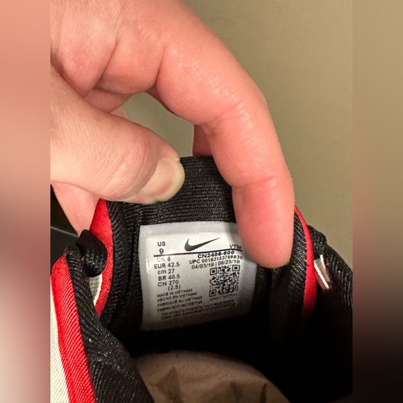 Undercover x Nike Air Max 720 ‘University Red’ - Picture 8 of 9